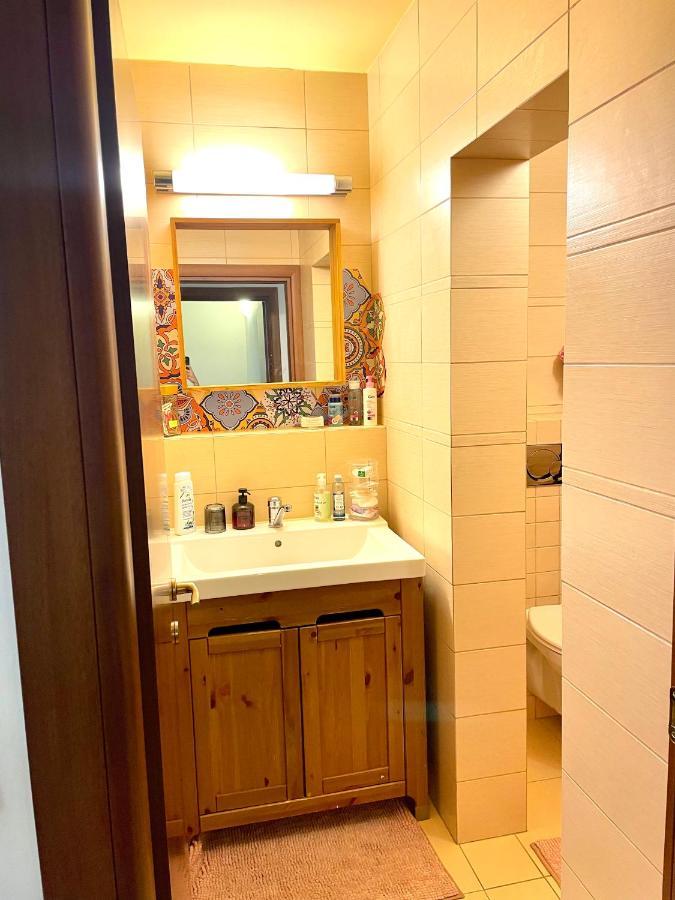 70M2 Romantic Living In The Old Town With Garden Bratislava Esterno foto