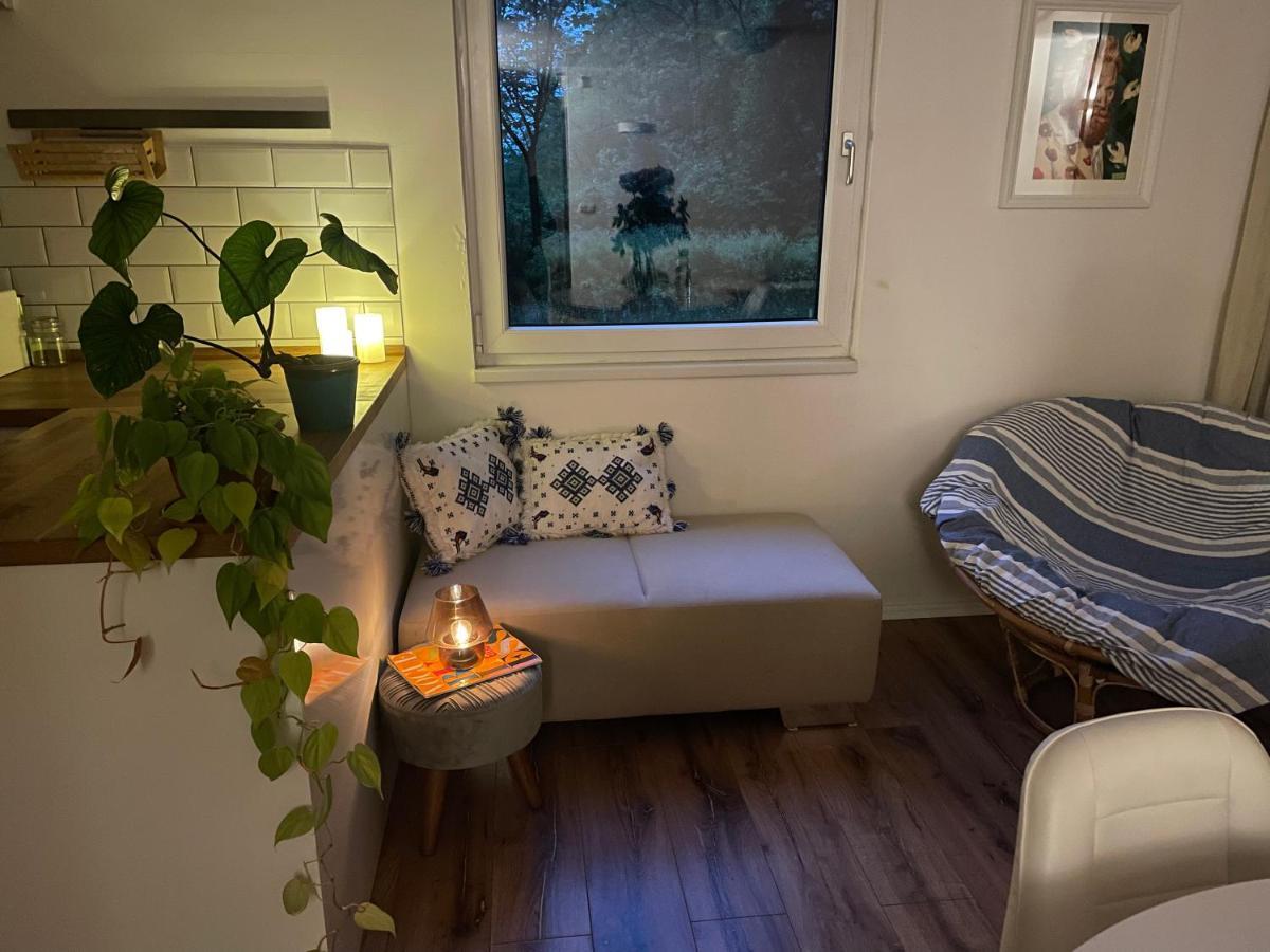 70M2 Romantic Living In The Old Town With Garden Bratislava Esterno foto
