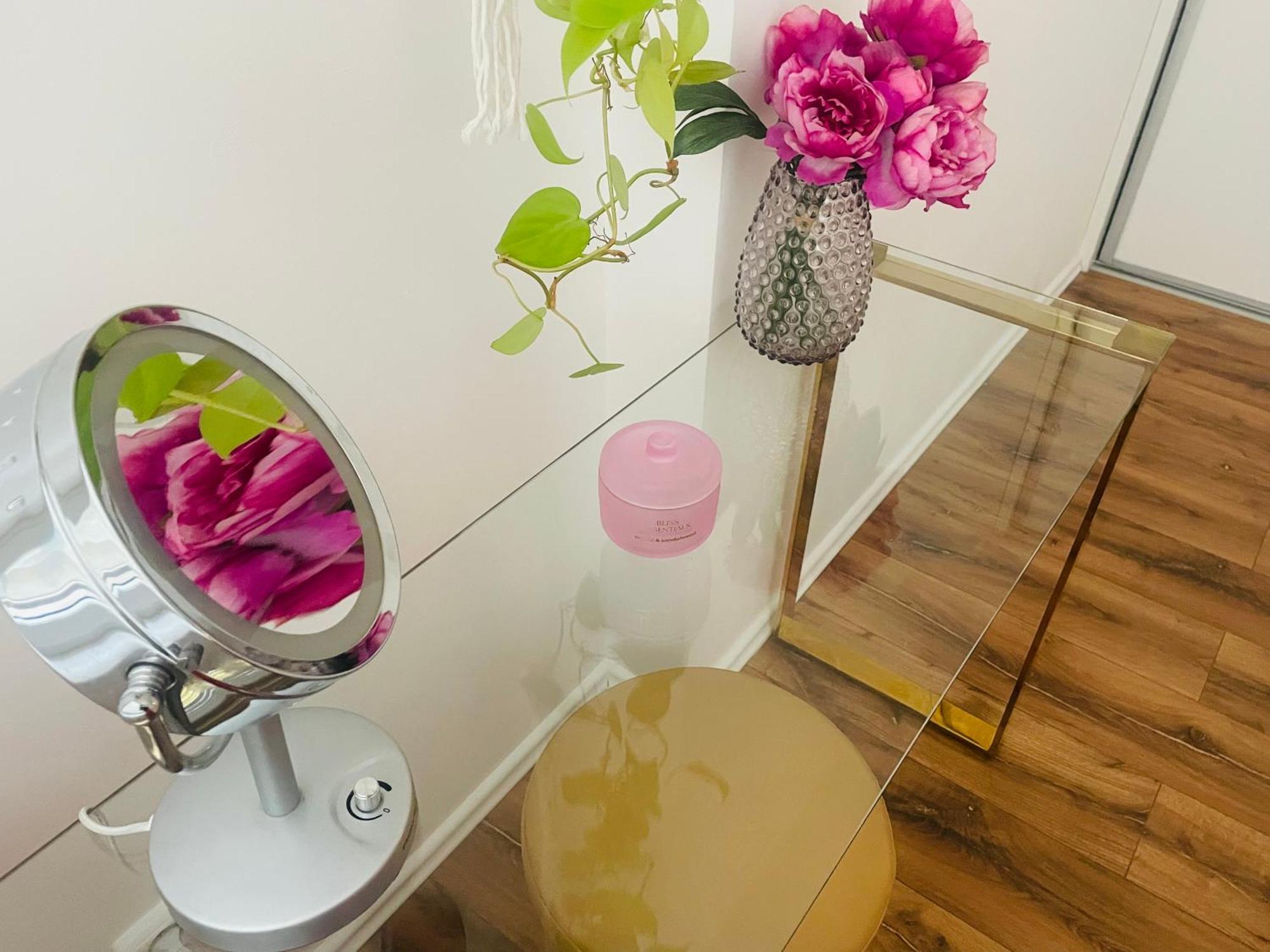 70M2 Romantic Living In The Old Town With Garden Bratislava Esterno foto